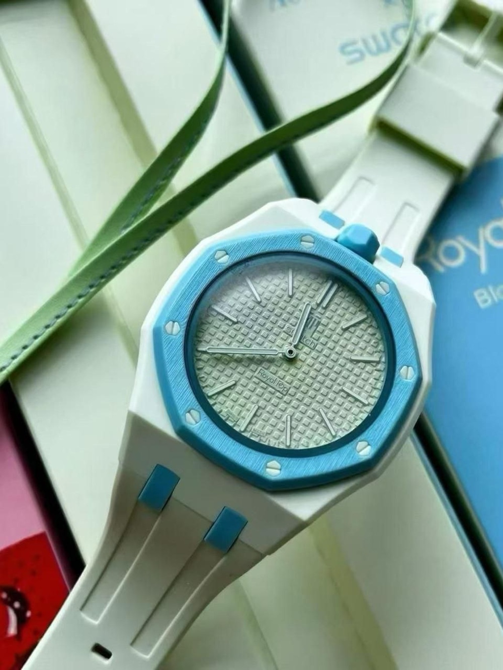 Royal Pop Watch